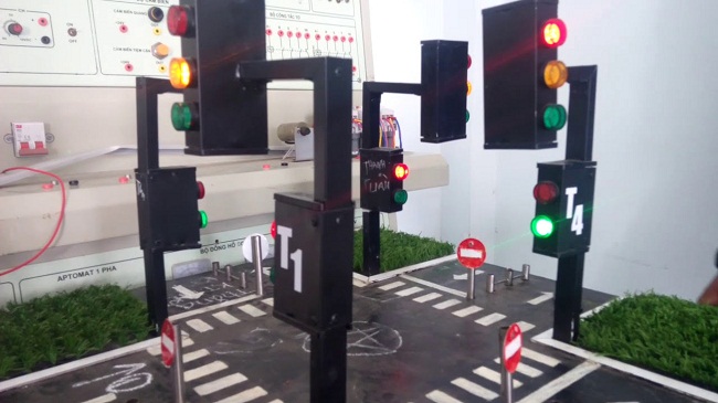 Báo giá thi công đèn tín hiệu giao thông tại TPHCM