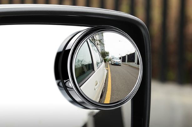 Cách chỉnh gương chiếu hậu ô tô